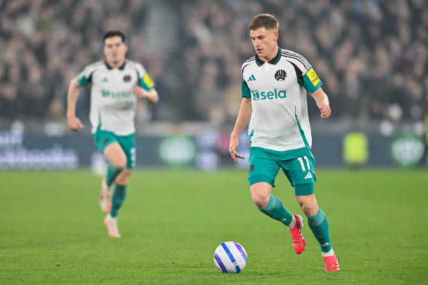 示着他们正 示着他们正