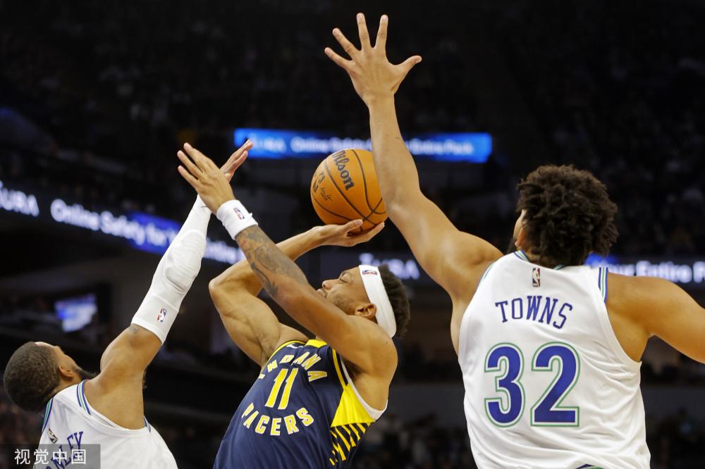 在当今足坛 在当今足坛