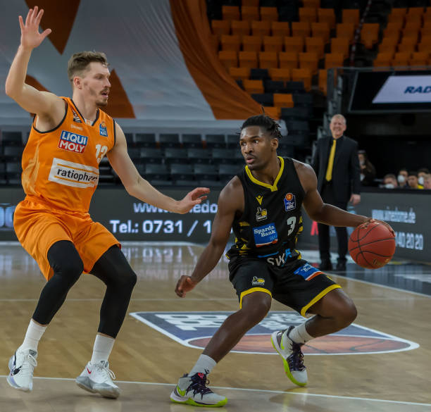 坚韧并不总 坚韧并不总