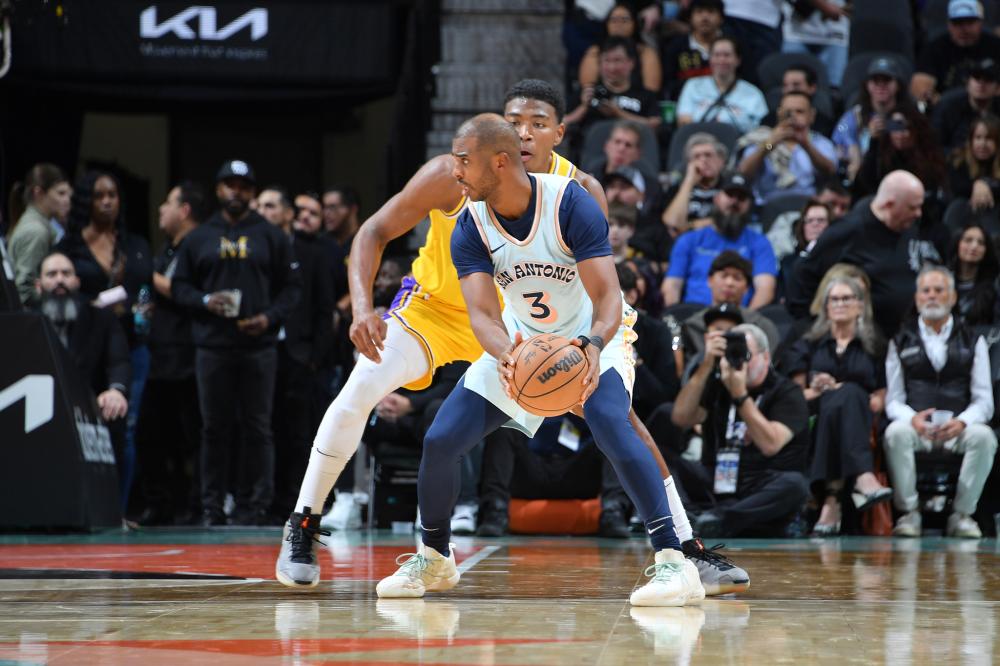 老鹰防守 老鹰防守